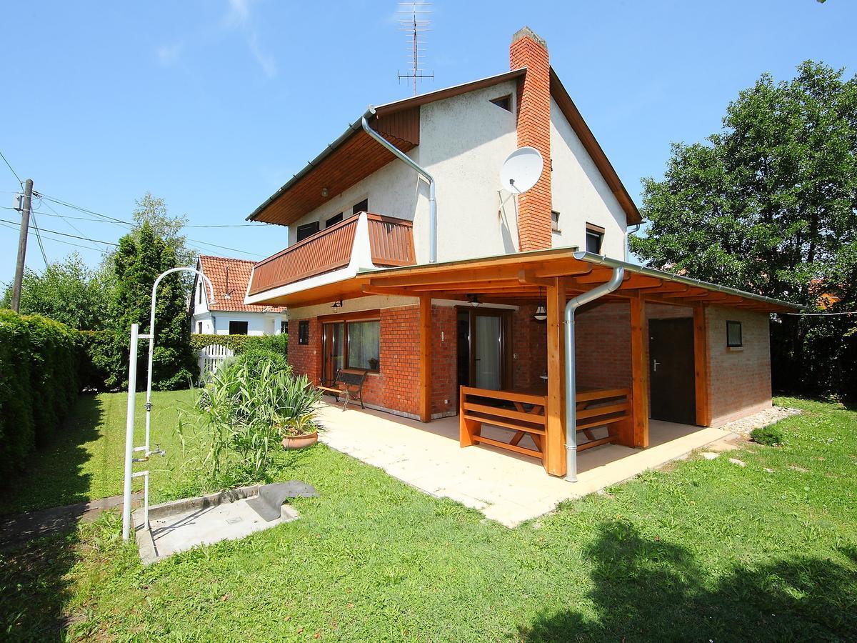 Holiday Home Brico By Interhome Balatonkeresztur Exterior photo